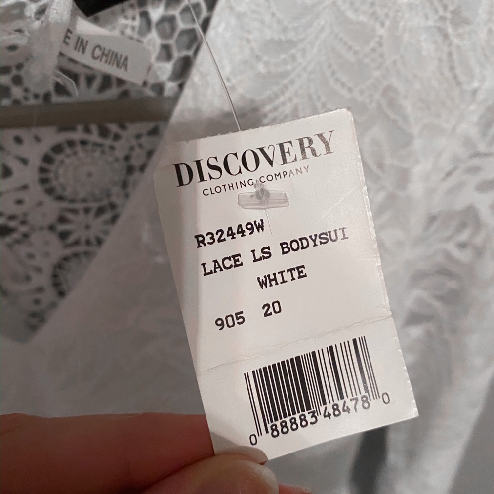 Discovery White Lace Bodysuit S - Picture 4 of 4